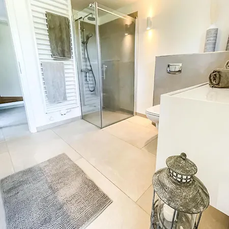 Seehaus Semesterbostad *